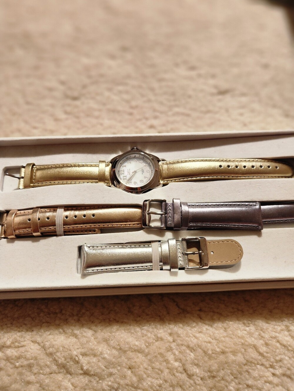 Invicta Wach - Picture 5 of 6